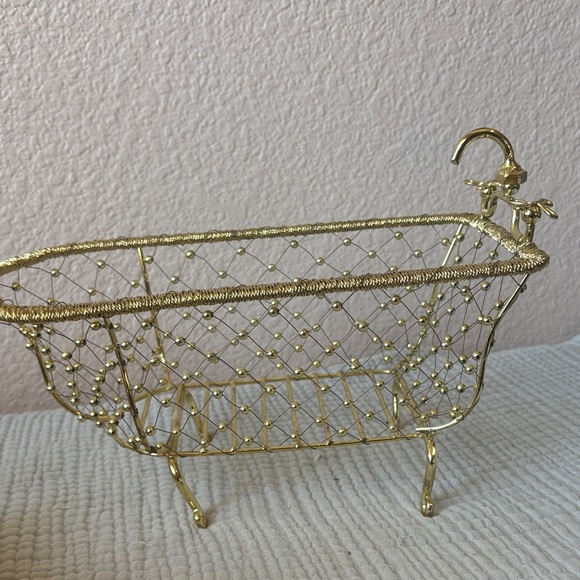 Luxurious Gold Wire Bathtub Caddy - Picture 1 of 6